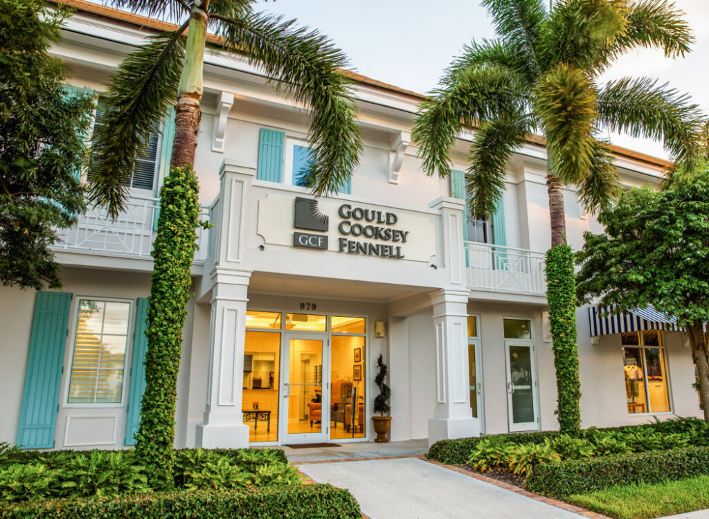 Paralegal-attorney-law-firm-job-opening-vero-beach-fl-florida-career